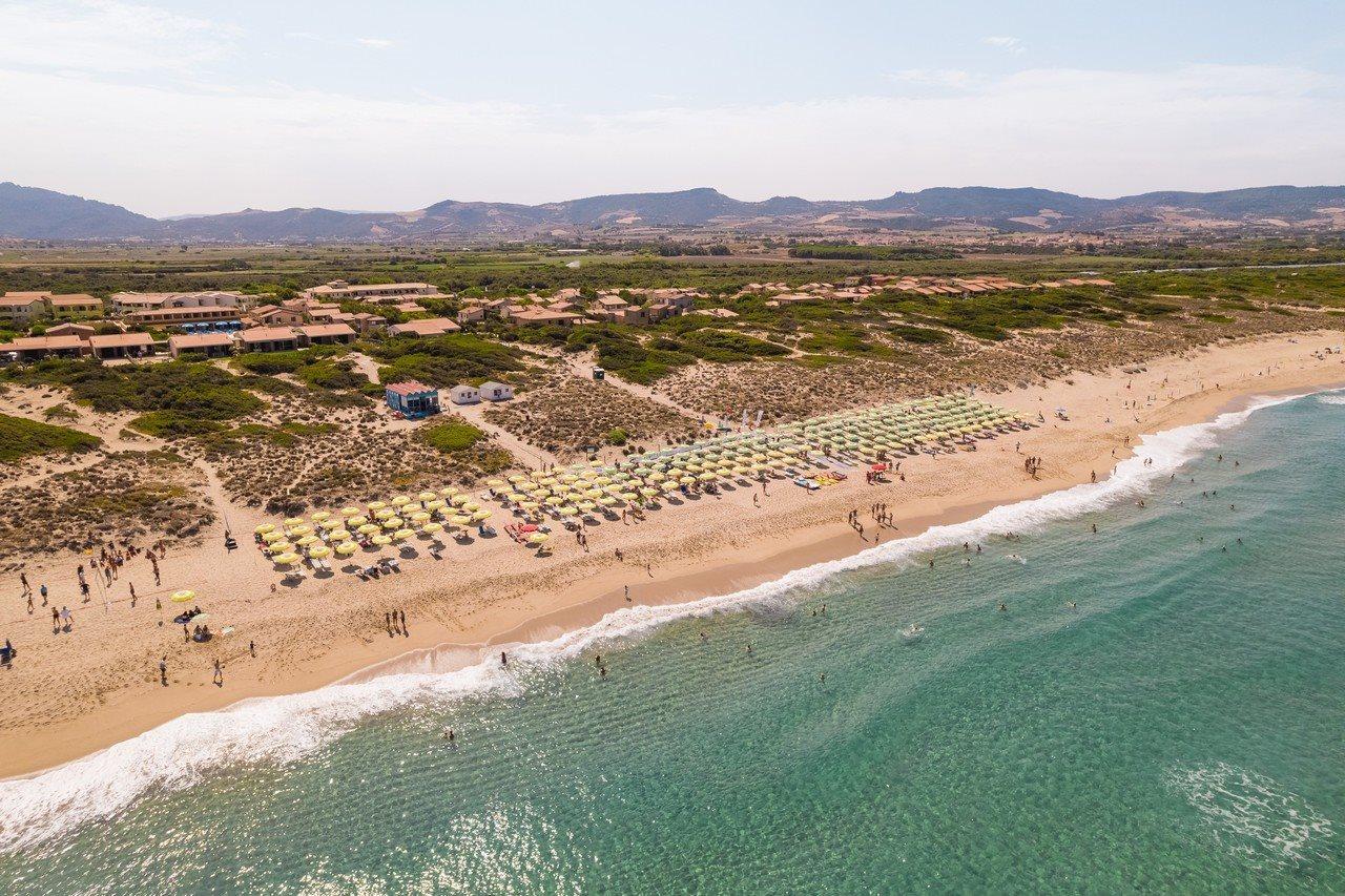Aparthotel Baia Delle Mimose Badesi Zewnętrze zdjęcie