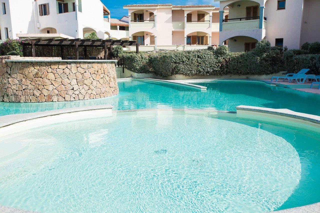 Aparthotel Baia Delle Mimose Badesi Zewnętrze zdjęcie