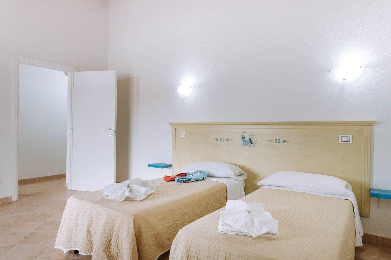 Aparthotel Baia Delle Mimose Badesi Zewnętrze zdjęcie