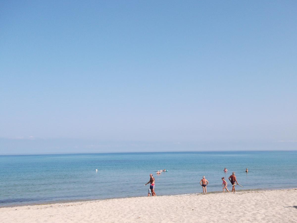 Aparthotel Baia Delle Mimose Badesi Zewnętrze zdjęcie