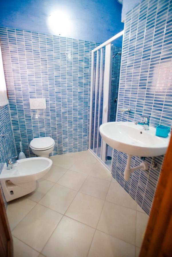 Aparthotel Baia Delle Mimose Badesi Zewnętrze zdjęcie